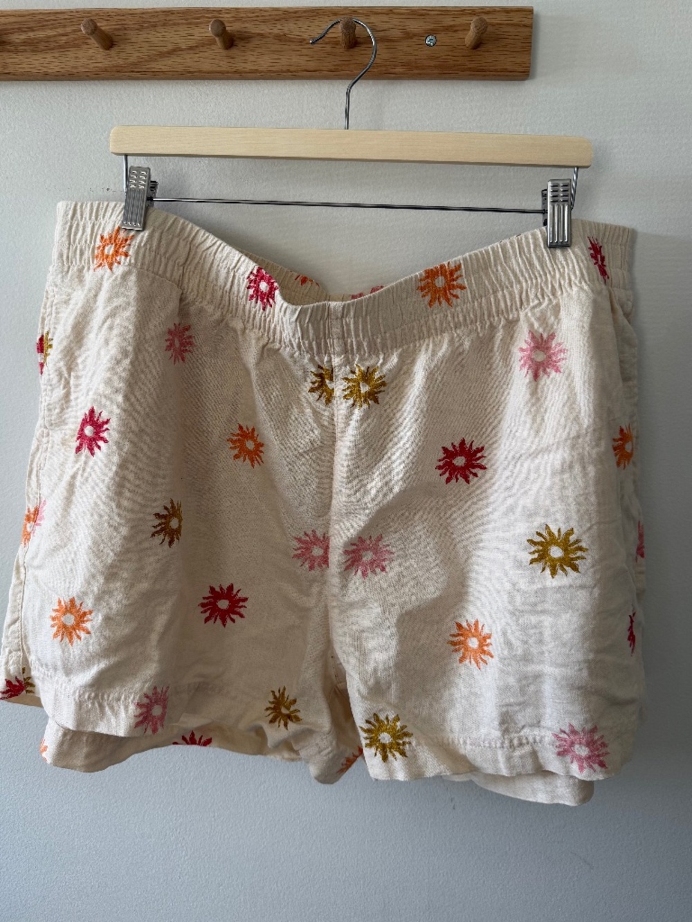 Old Navy Linen Blend Shorts
